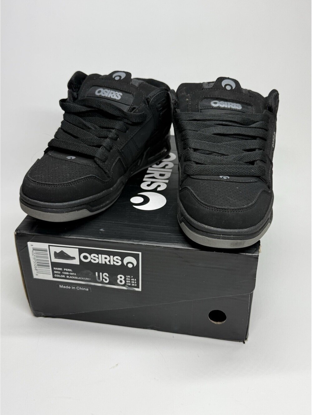 Osiris Peril Men’s Skate Shoes US 8 Black Grey Sneakers w/ Original Box